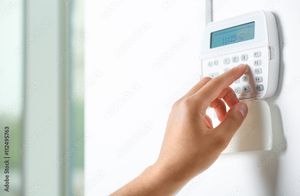 Betätigen einer Alarmsystem-Bedienfläche
